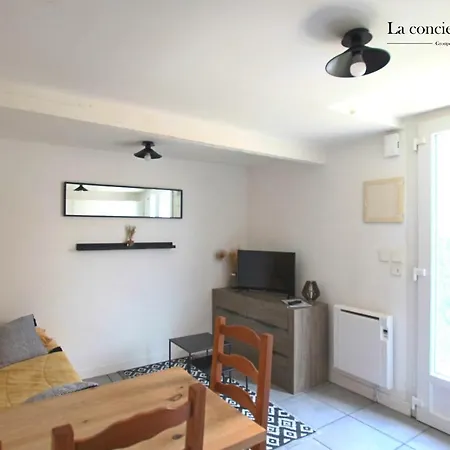 Maisonnette De Ville Rochefort